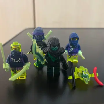 레고 닌자고 미니 피규어 빙의 로이드 모로 외 총 4체 세트 정품