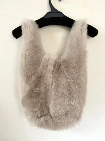 새상품 whimgazette 윔 가젯 토스카나 무스탕 체인 백