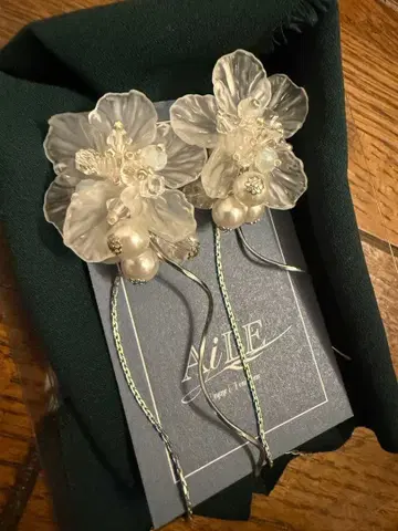 클리어 플라워 귀걸이