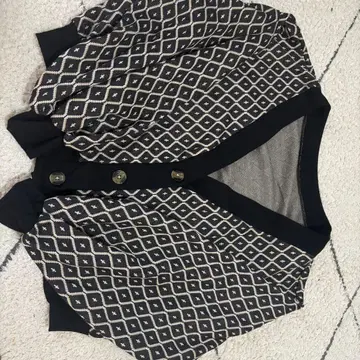 기하학 패턴 버튼 가디건 F 사이즈