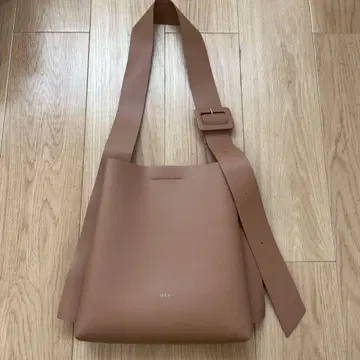 한국 LECC PROJECT 베이지 숄더백