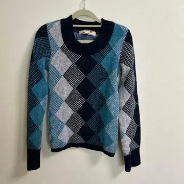 beauty beast 아가일 무늬 긴팔 니트 스웨터