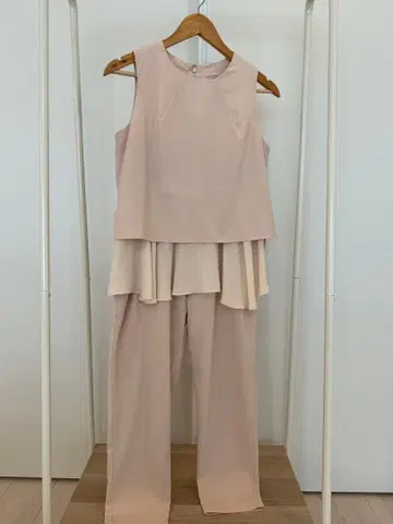 베이지 레이어드 셋업