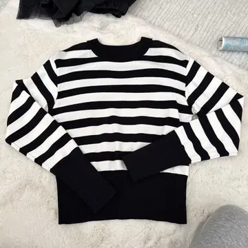 룰루 윌비 니트