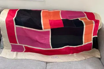 [ 미사용 ] Salvatore Ferragamo 기하학 패턴 스카프