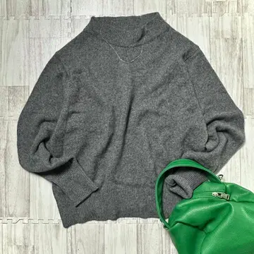 저널 스탠다드 리룸 보틀넥 그레이 니트