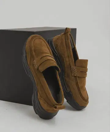 KBF 스니커즈 밑창 로퍼 브라운 M