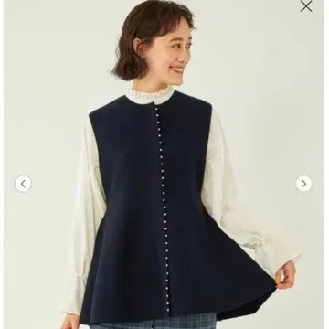 [ 새상품급 ] 유나이티드 애로우즈 모조 진주 페플럼 베스트 네이비