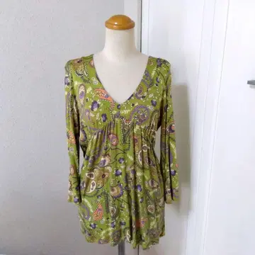 SPORTIFF 그린 튜닉 새상품급