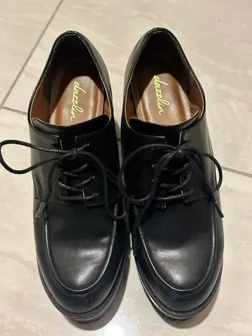 dazzlin 레이스업 슈즈