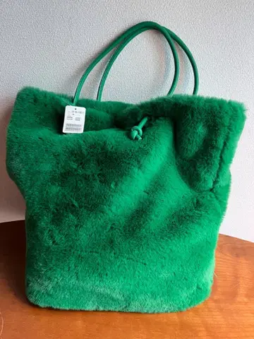 정가 8690엔 앙빌리옹 카카투 카슈카슈 그린 퍼 백