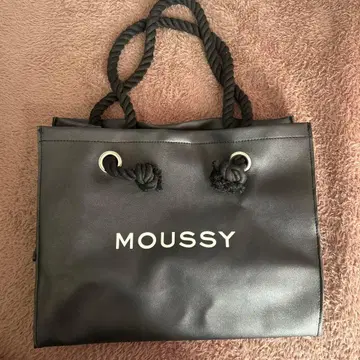 MOUSSY 블랙 가죽 토트백