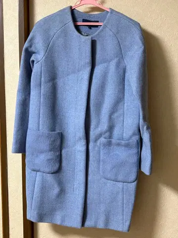 라이트 블루 라운드넥 롱 코트