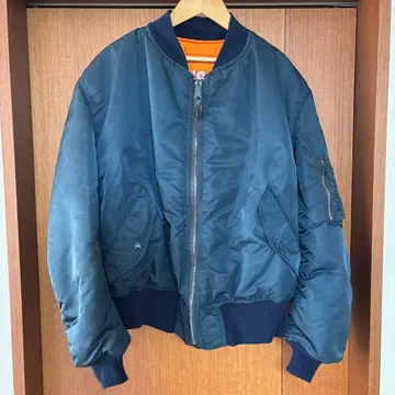 ALPHA INDUSTRIES MA-1 USA 90s 뒷면 자수