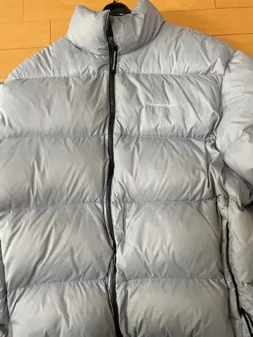 인기 thisisneverthat 다운 자켓 그레이