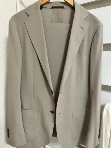 미사용 UNITEDARROWS 수트 상의 48 하의 46