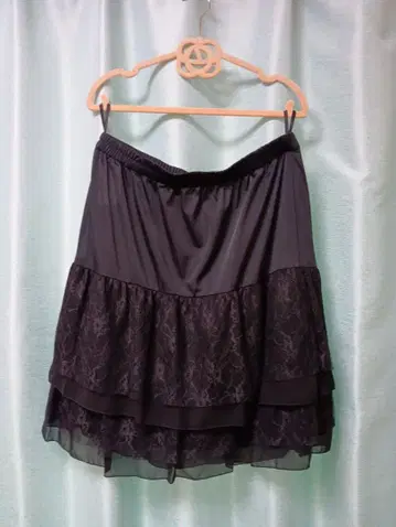 택 포함 미사용 새상품 빅 사이즈 46 로즈 티아라 페티코트 스커트 블랙