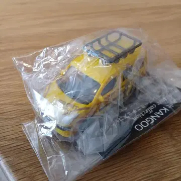 르노 캉구 niko and - GO OUT 콜라보 미니카