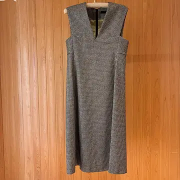 투모로우랜드 오버롤 스커트 하운드투스