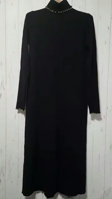 새상품급 JEANASIS 리브 터틀 니트 원피스