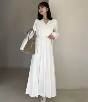 anuans 더블 새틴 노카라 턱 원피스 에크루 XS 사이즈