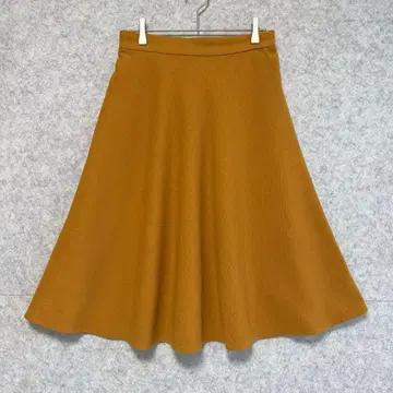 [로페피크닉] 코듀로이풍 깔끔한 미디 기장 플레어 스커트 (40)