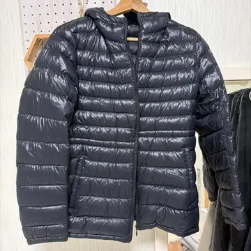 UNIQLO 블랙 다운 자켓 M