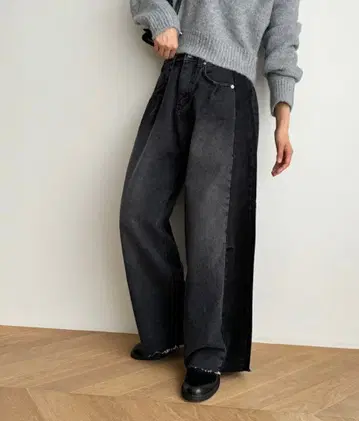 CANAL JEAN diggity(디기티) 절개 컷오프 데님 팬츠