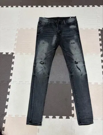 데미지 가공 다크 그레이 스키니 데님 32