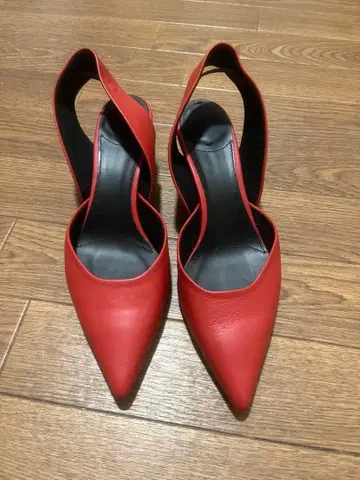 QUARTIERGLAM 가죽 오리지널 포인티드 펌프스