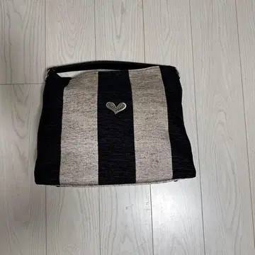 스트라이프 디자인 토트백