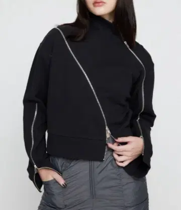 [ 새상품급 ] 러그아젬 CURVE ZIP 맨투맨 블랙