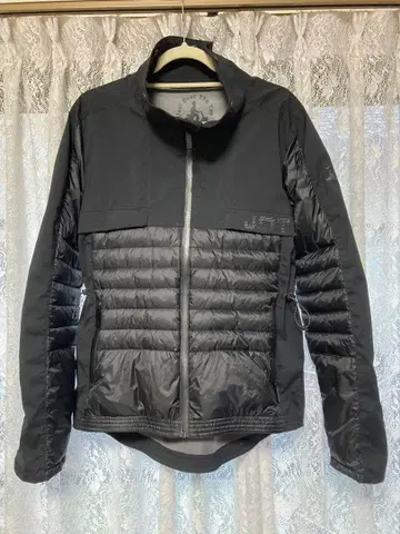 미사용품 jott 블랙 다운 자켓 프론트 지퍼