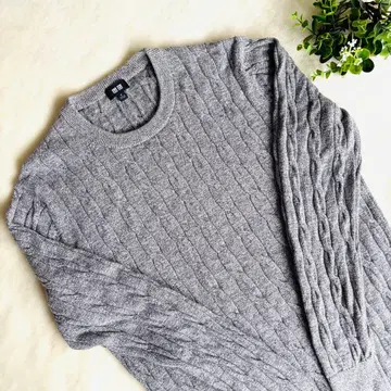 UNIQLO 그레이 케이블 짜임 니트 스웨터 M 면 캐시미어