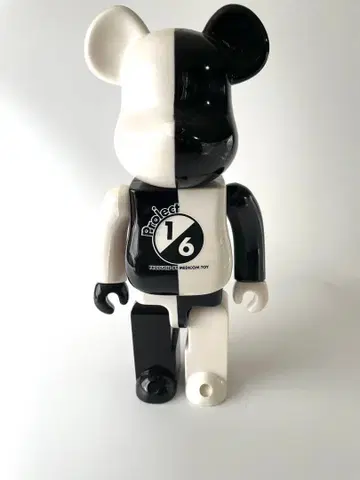 베어브릭 Project 1/6 400%