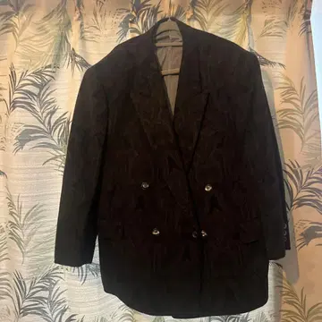 다크 브라운 페이즐리 무늬 테일러드 자켓