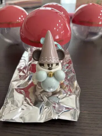 디즈니 릴린린 캡슐 토이 베이지 크리스마스