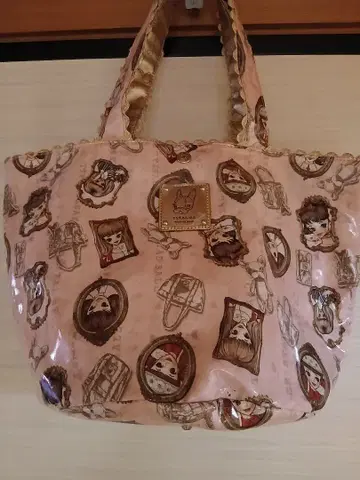 CRYSTALBALL 크리스탈 볼 토트백 쇼와 레트로 좋아