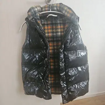 MARK&LONA 블랙 다운 베스트 S 사이즈