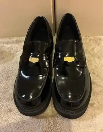 LE TALON 코인 로퍼 블랙 24 통굽 ZARA DIANA