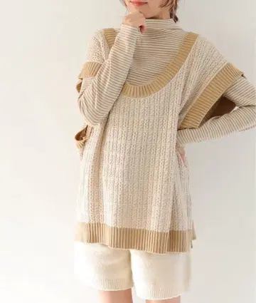 바이컬러 오버 니트 베스트