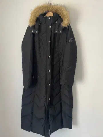 Guess 블랙 다운 자켓 후드 부착