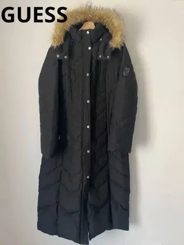 Guess 블랙 다운 자켓 후드 부착