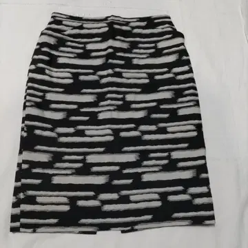 애니에스 베이 스커트