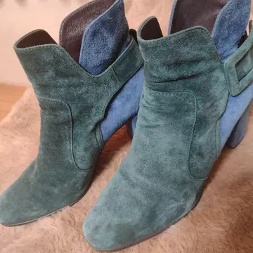 Roger Vivier 스웨이드 부티 37