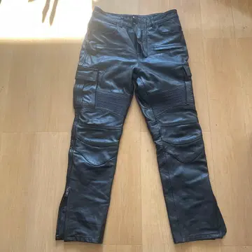 WVD 가죽 카고 팬츠 L 사이즈 블랙 바이크 가죽 팬츠