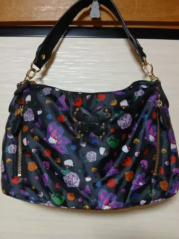 안나수이 헬로키티 숄더백