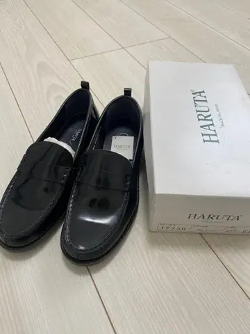 YONFA HARUTA 로퍼 23.5 미사용 새상품