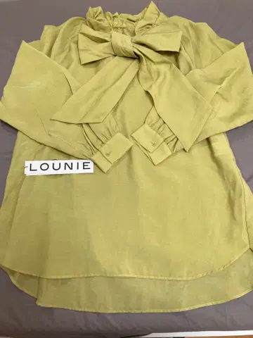 LOUNIE 리본 포함 블라우스 라이트 그린