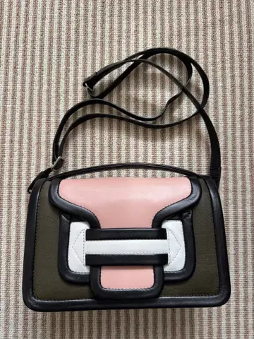 PIERRE HARDY(피에르 아르디) 알파 백